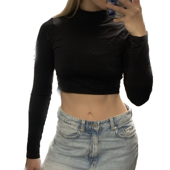 B.DY garage mock neck top in colour BLACK - Picture 4 of 4